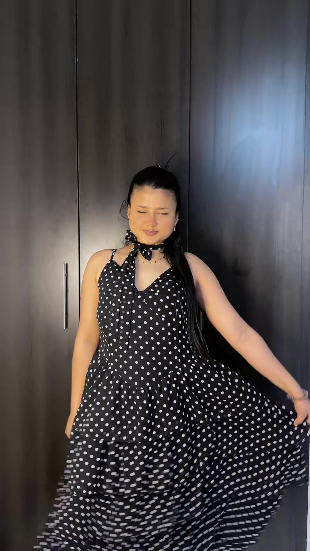 @trendynaari🇦🇪