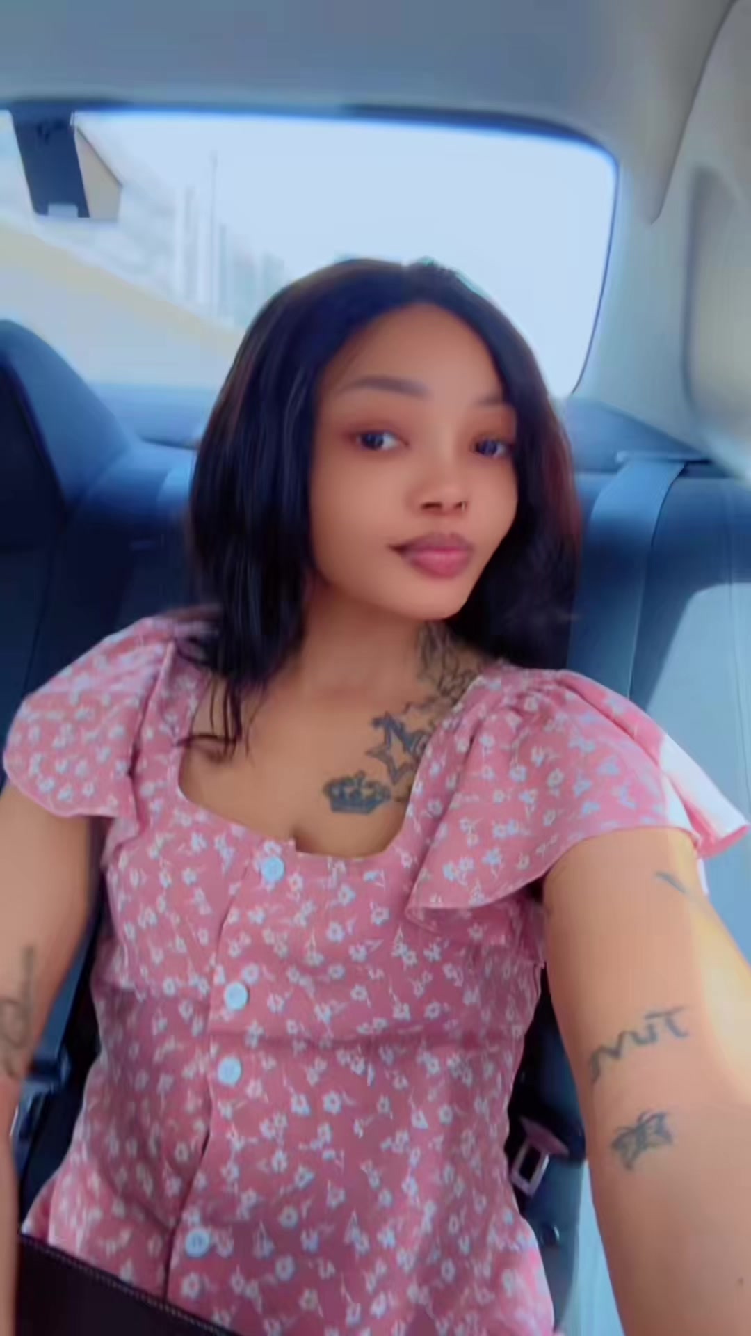 @𝐏𝐞𝐫𝐢𝐬 ᥫ᭡ 🦋✨