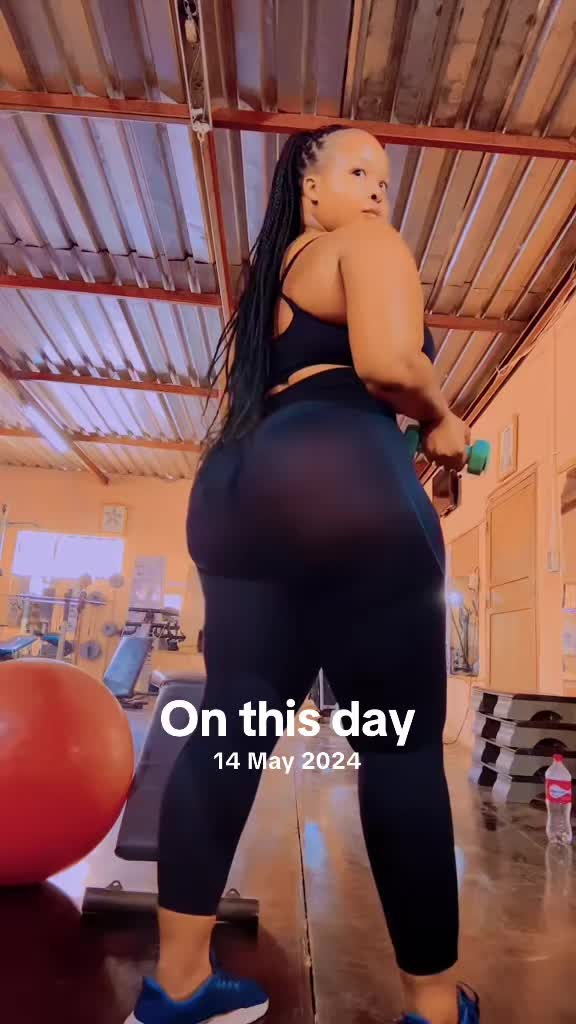 @Curvilicious 🥰F