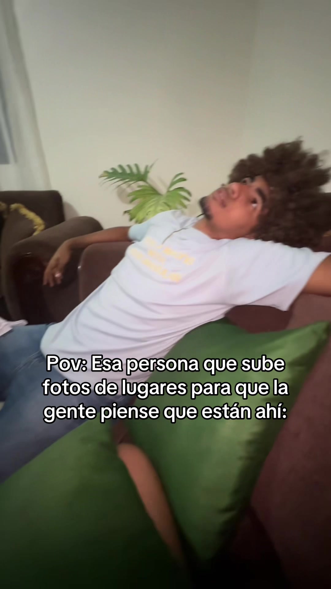 @Alexiño