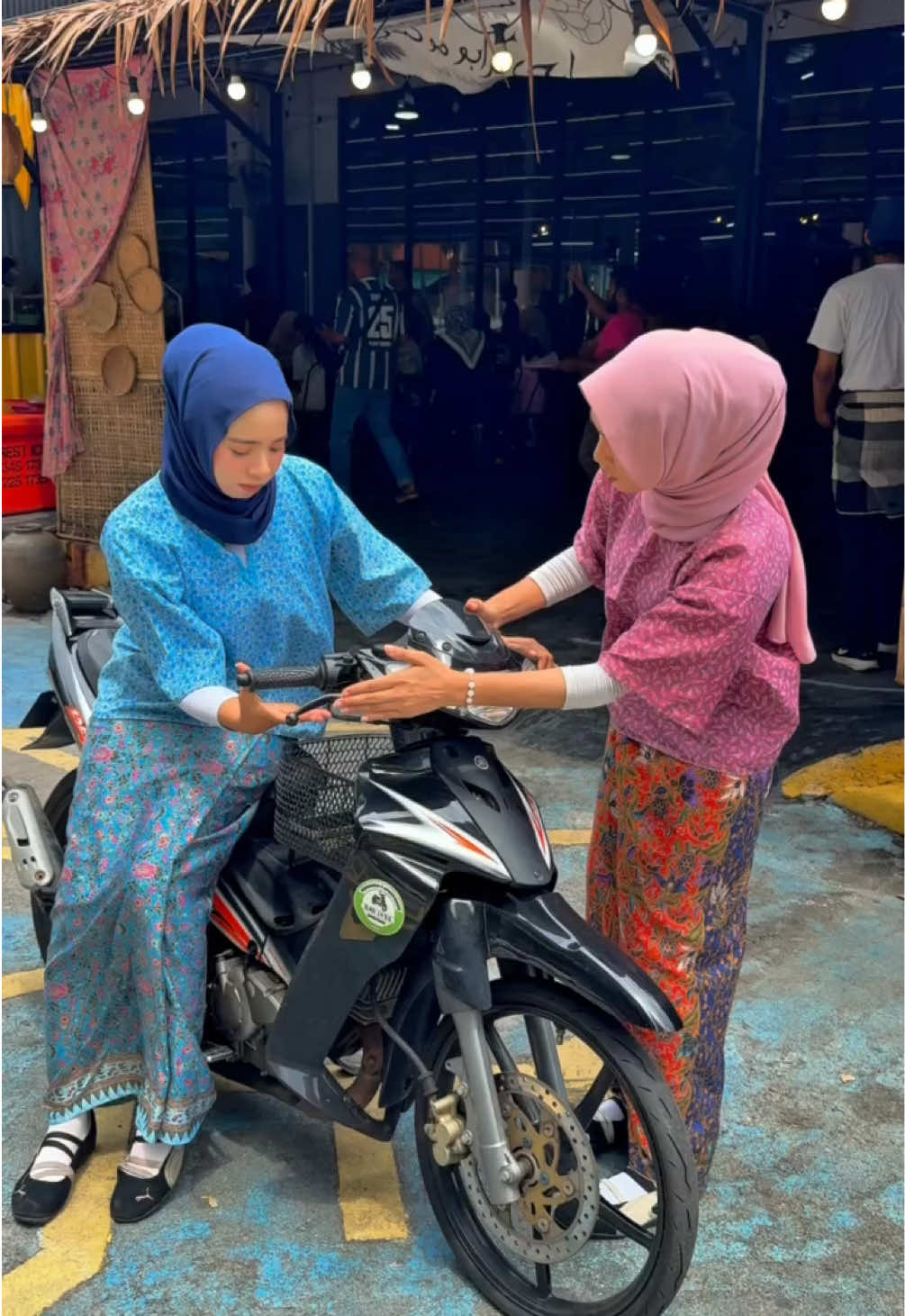 @Nasi Kerabu Moknab Maluri KL