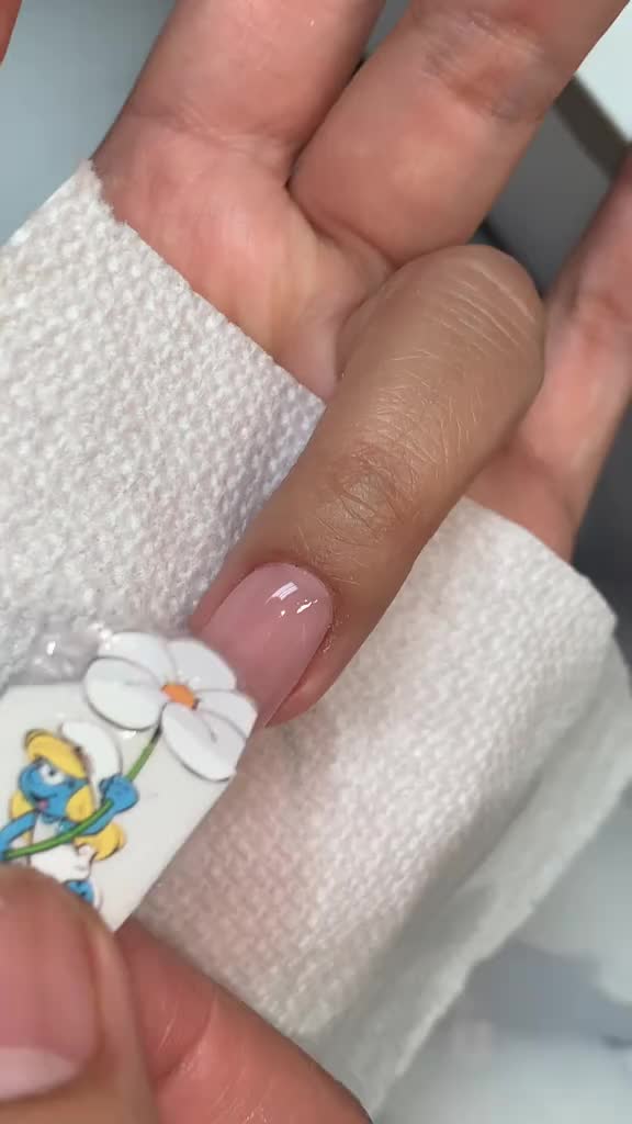 @Riya's Nails
