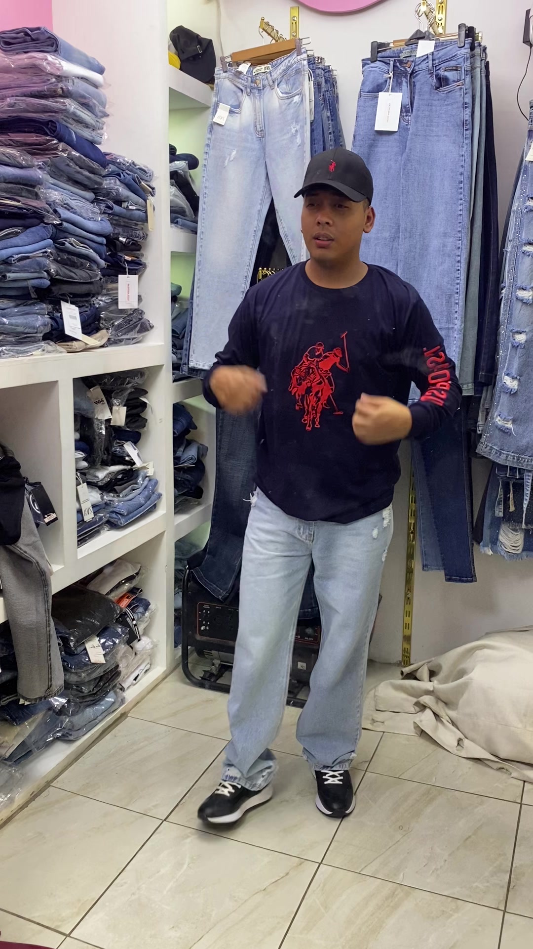 @MonkeyShopBalzar