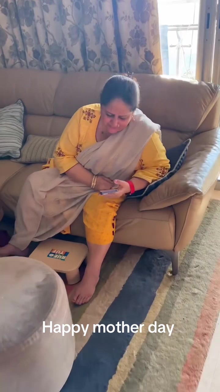 @Hina Khan 💎