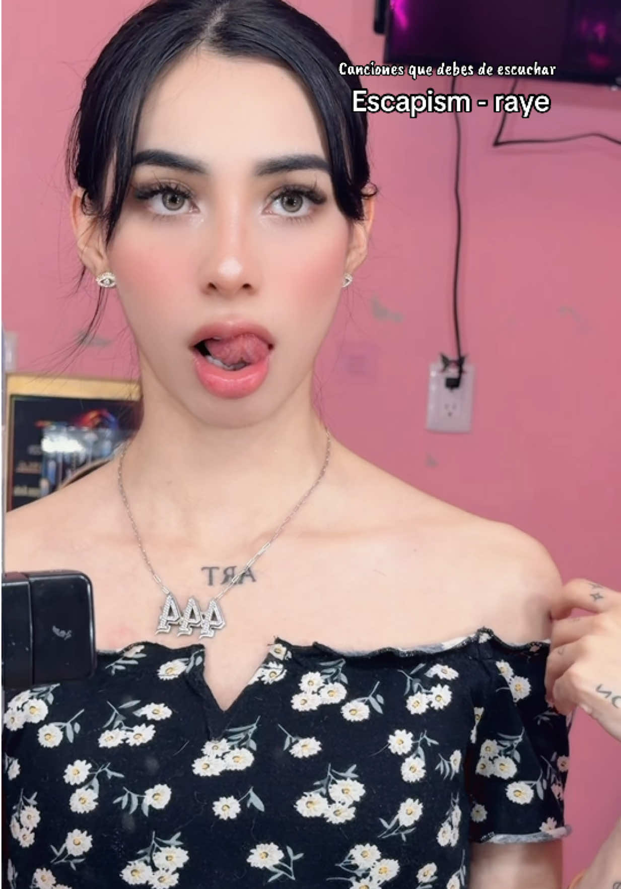 @DAYANA.✰