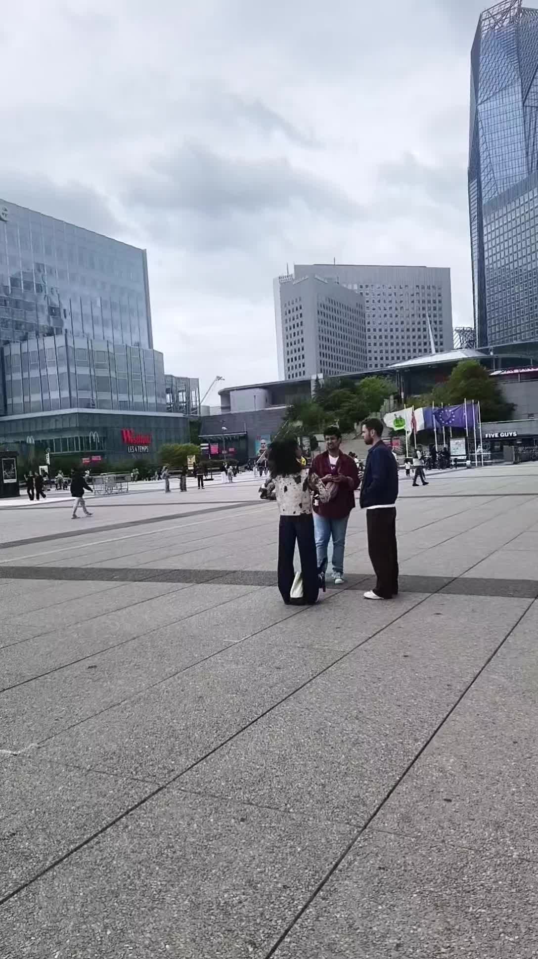 @gujjri_queen 👸🏻🇵🇰🇫🇷