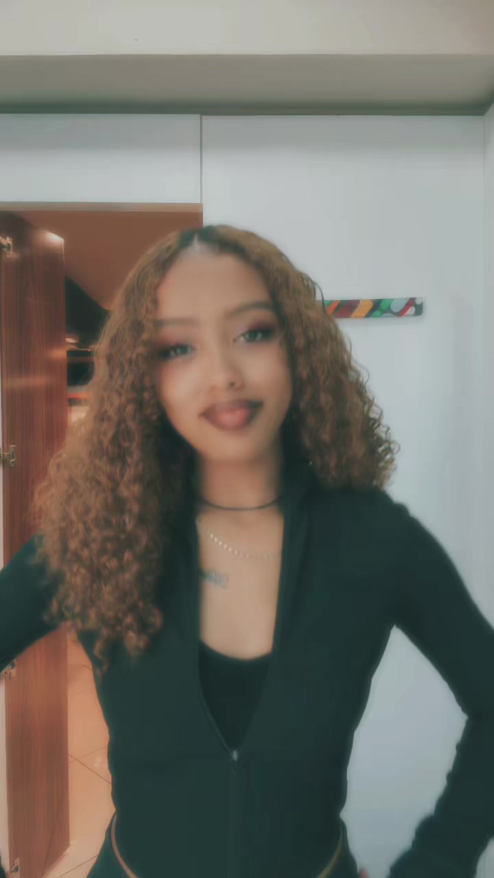 @🦋🧸