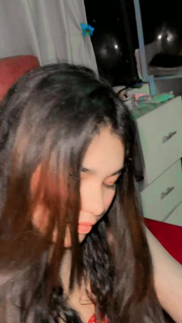 @Vindya__🫐
