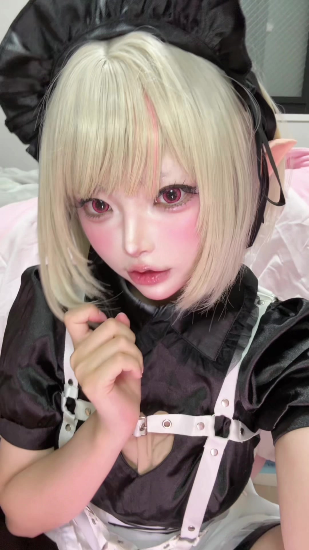 @あるく