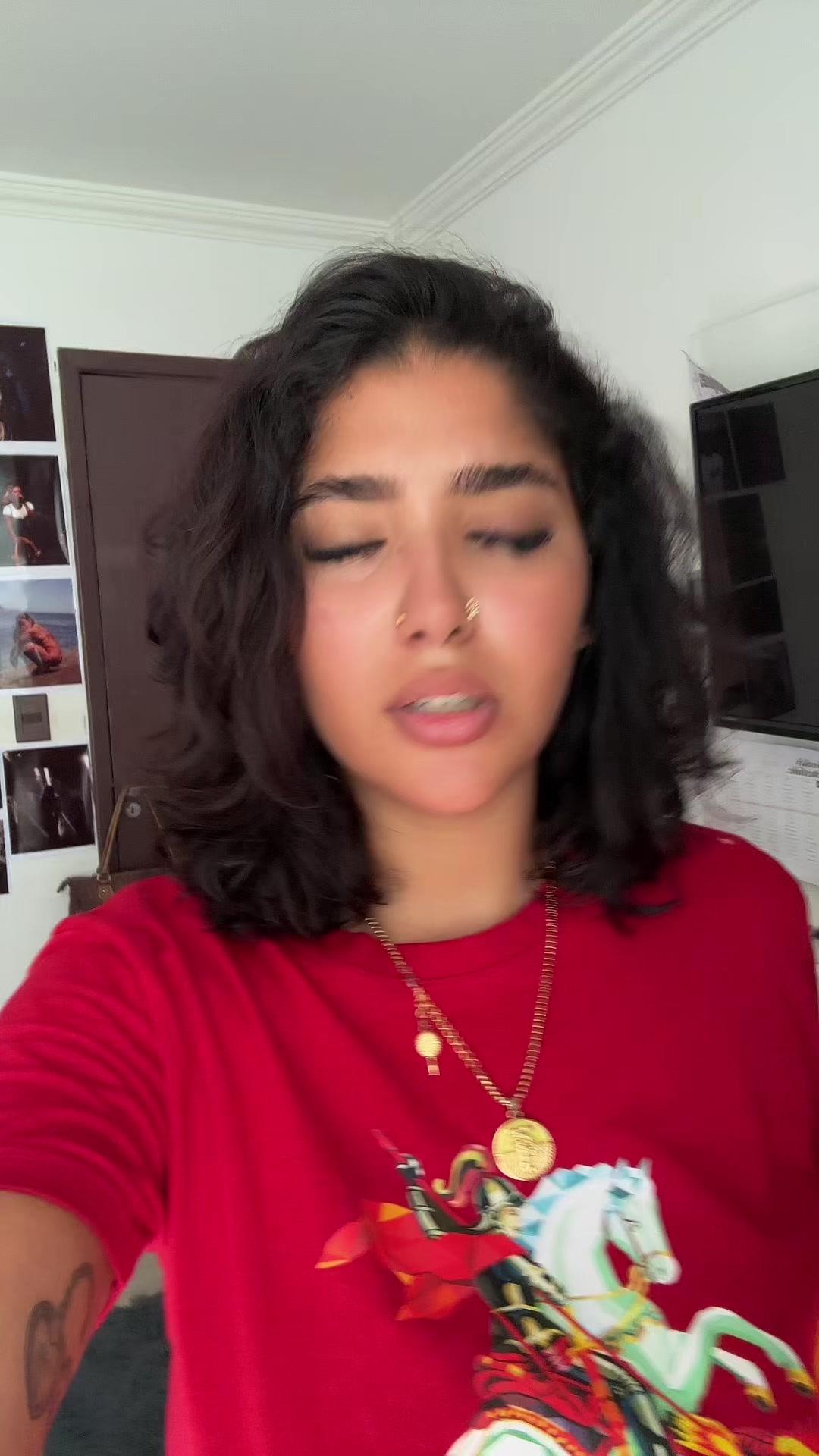 @Gabriela