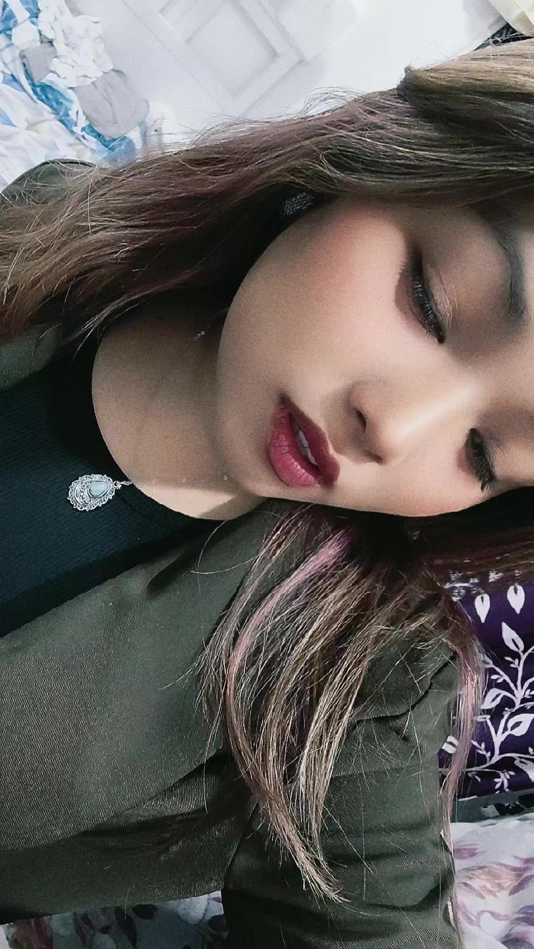@이즘리티☠🐼
