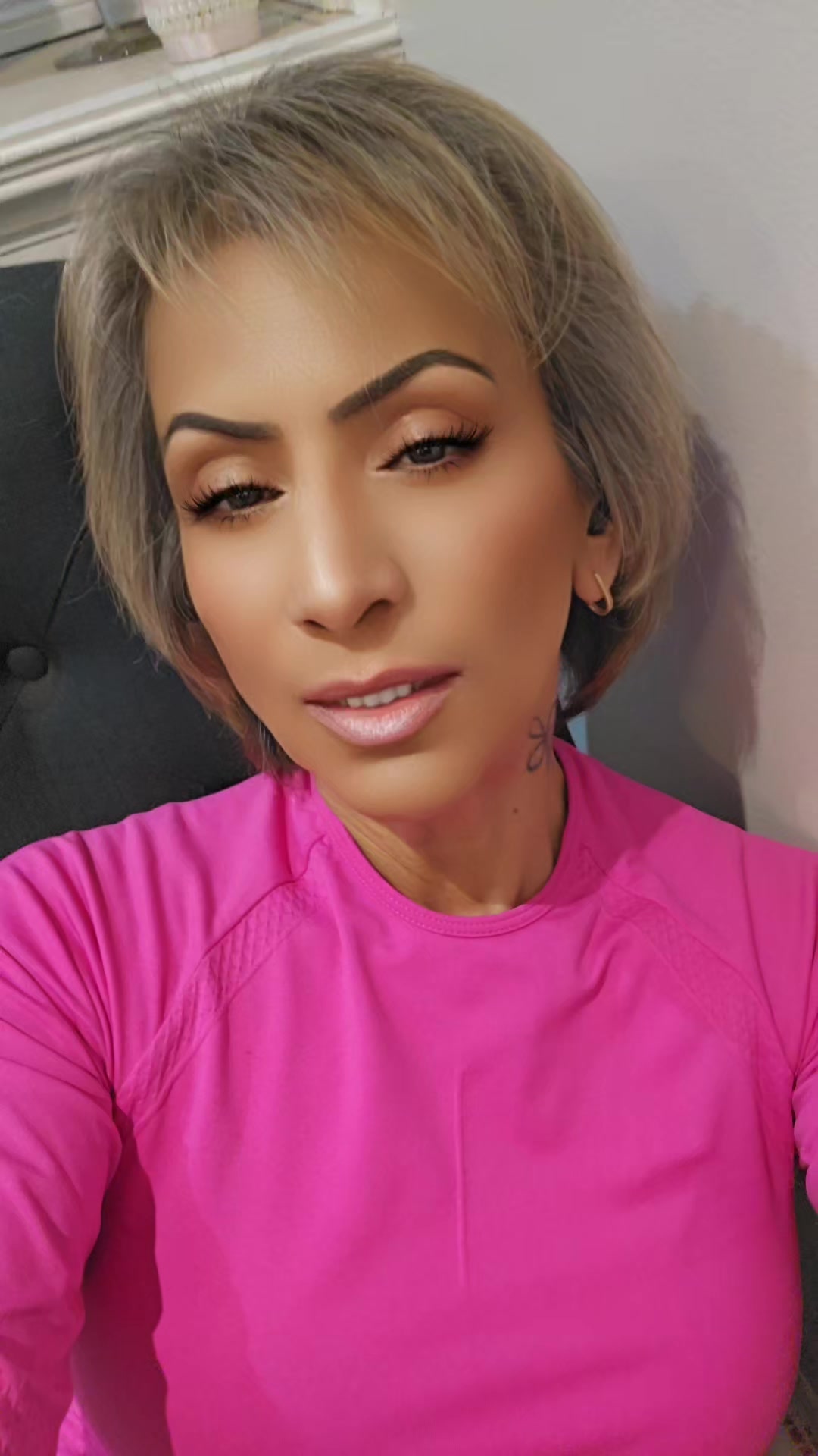 @Dee