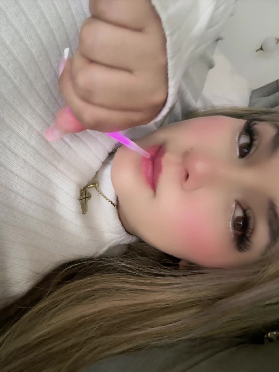 @👩🏼🍓.