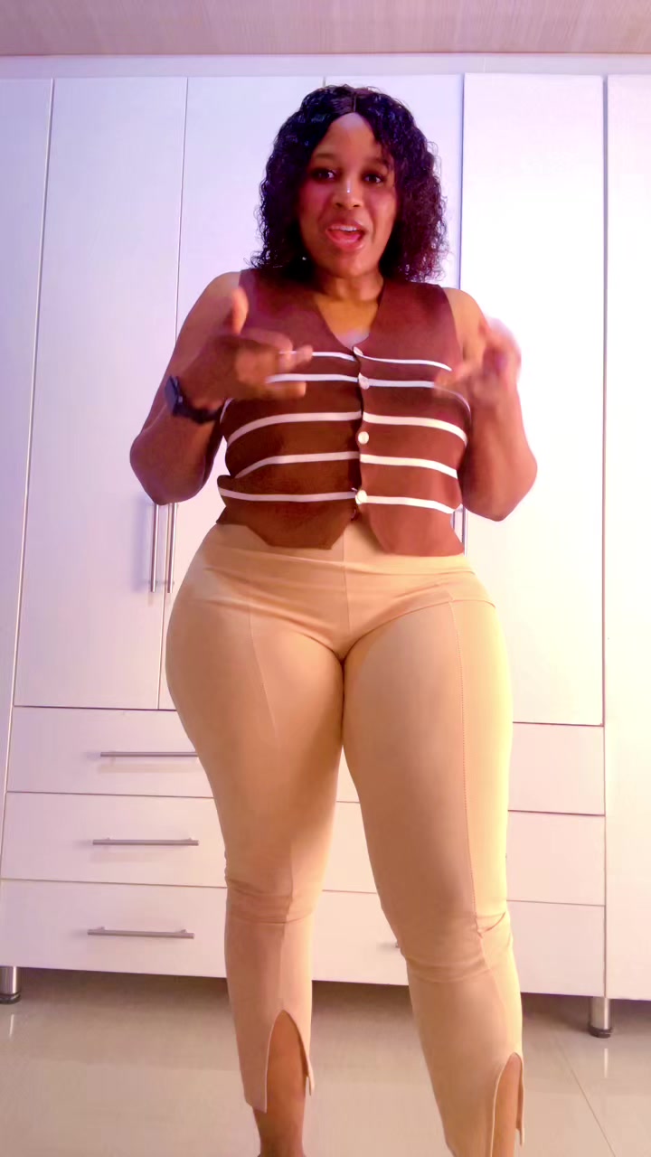 @rachelg