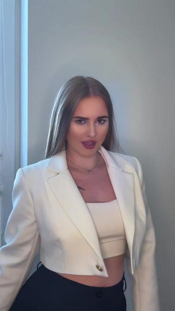 @Diana___3570
