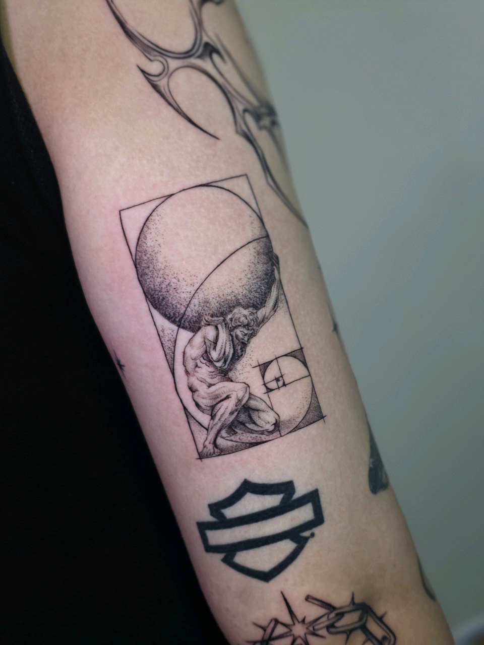 @IQ TATTOO