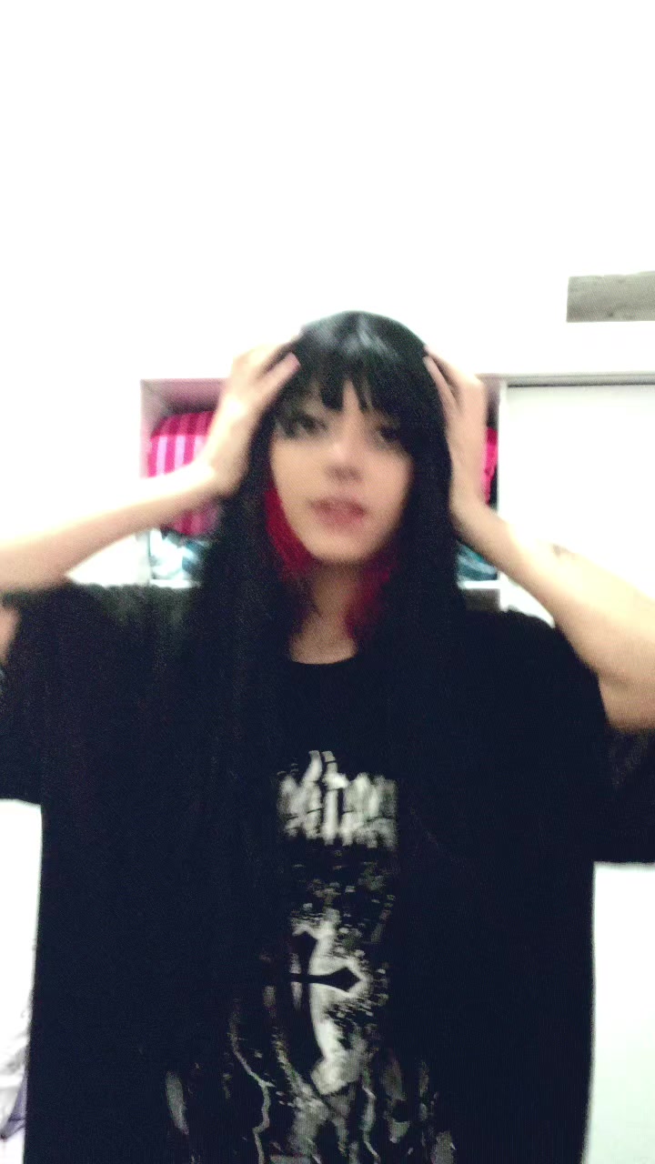 @MAKIYYU