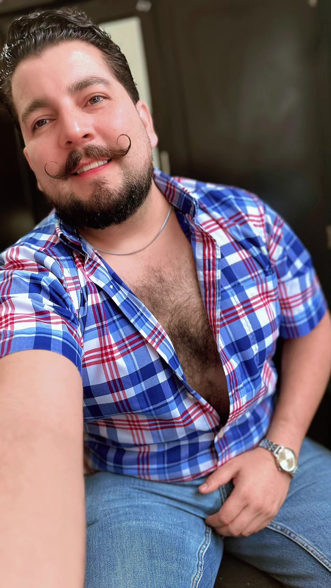 @elbigotoso