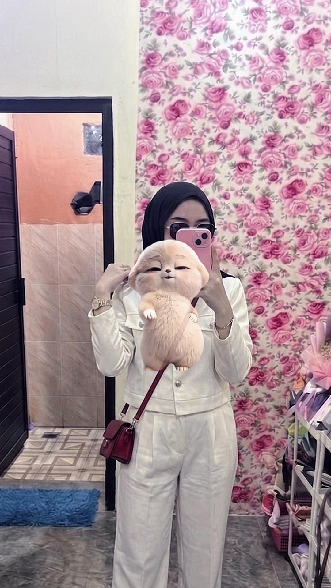 @Nana