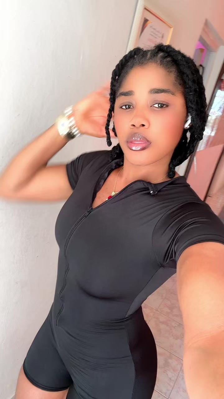 @Aisha_Girls💜☯️