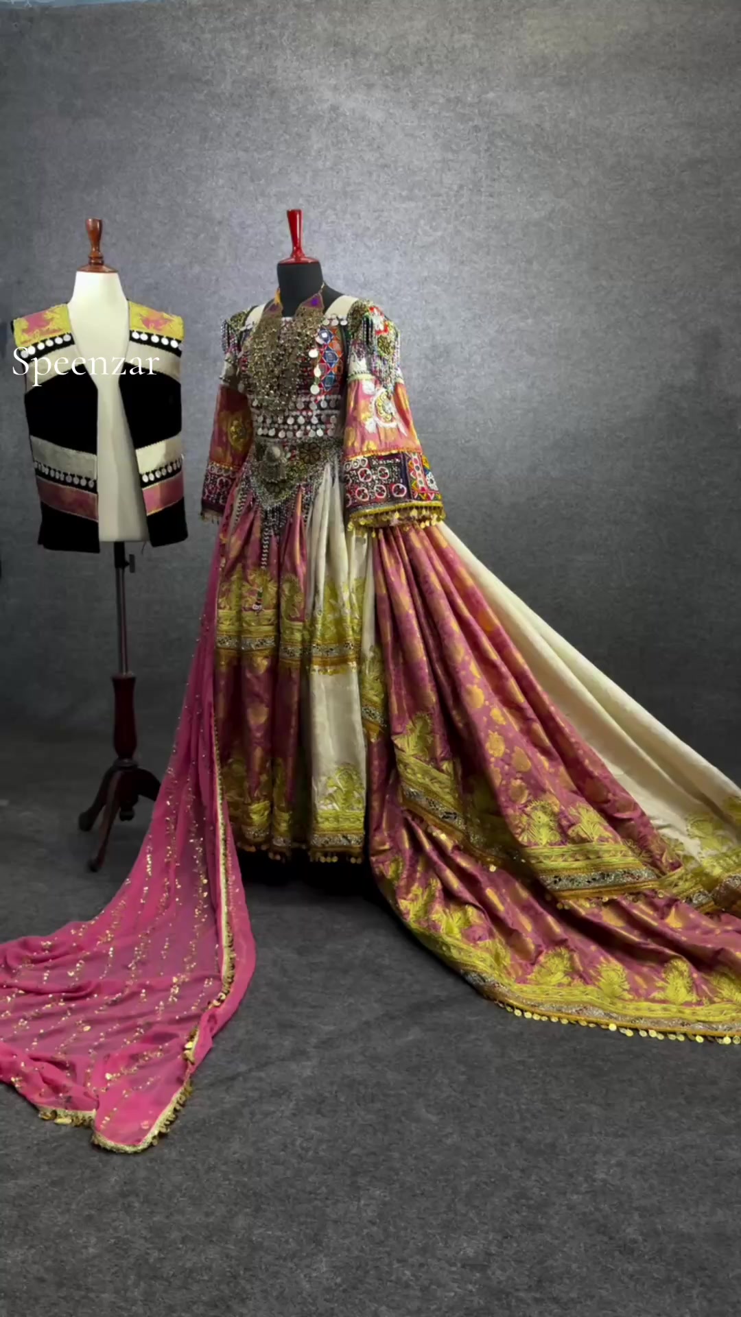 @Afghan Speenzar | Kochi dress