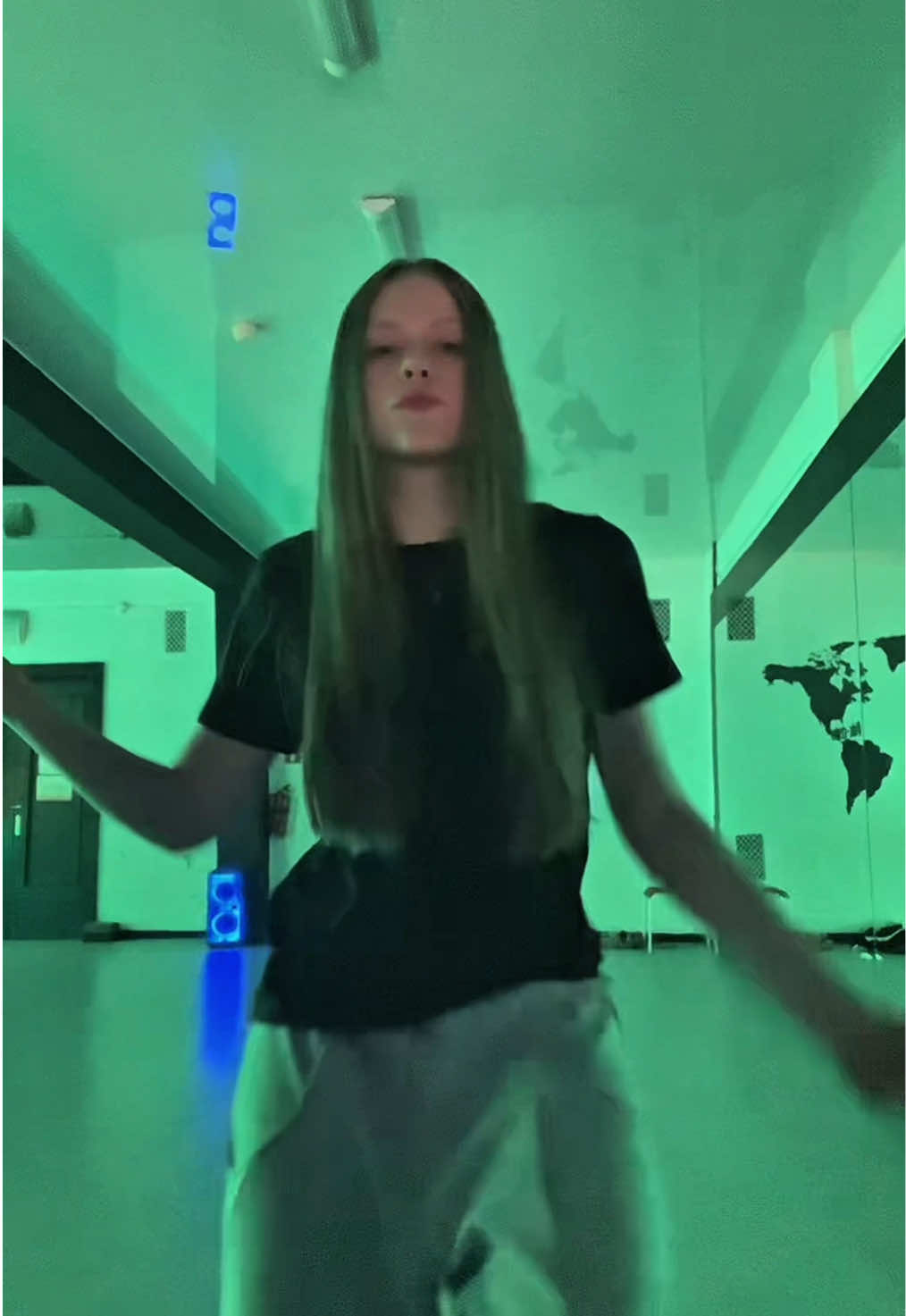 @niki
