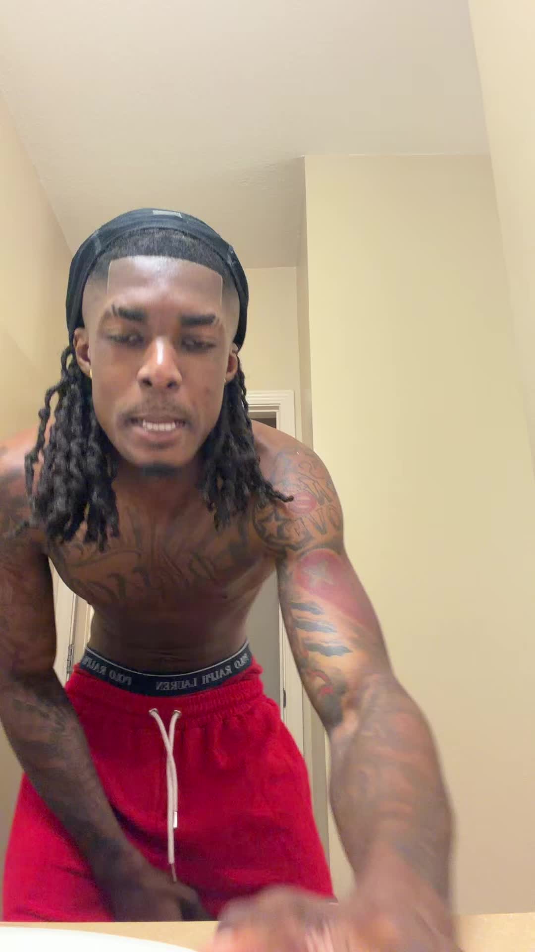 @1ishaun