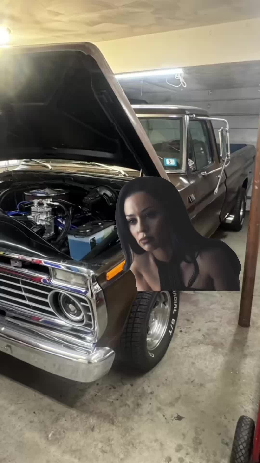 @2Twins_FromStock