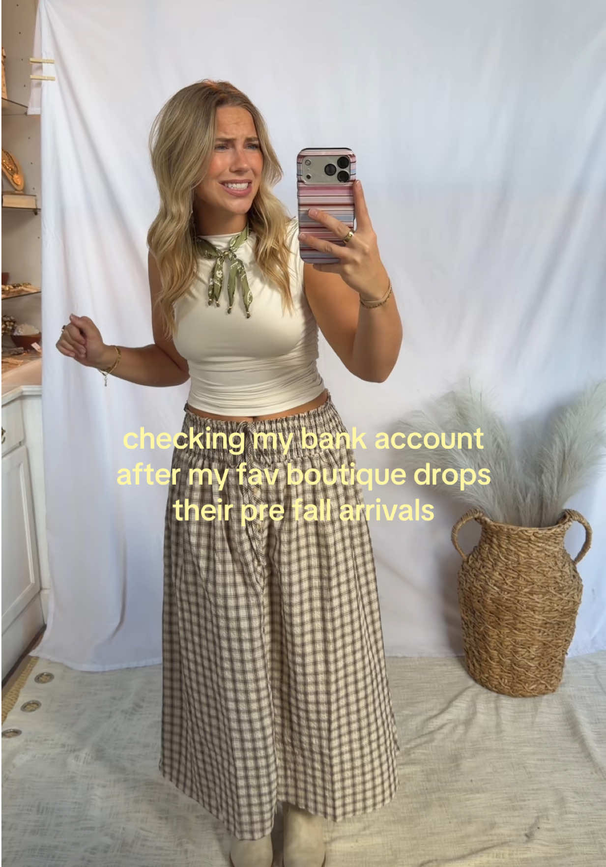 @PAGE 6 BOUTIQUE