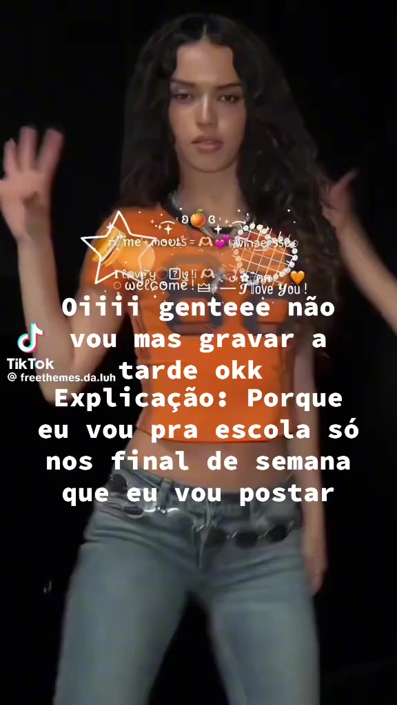 @Oque a Alice esta fazendo?? ♡