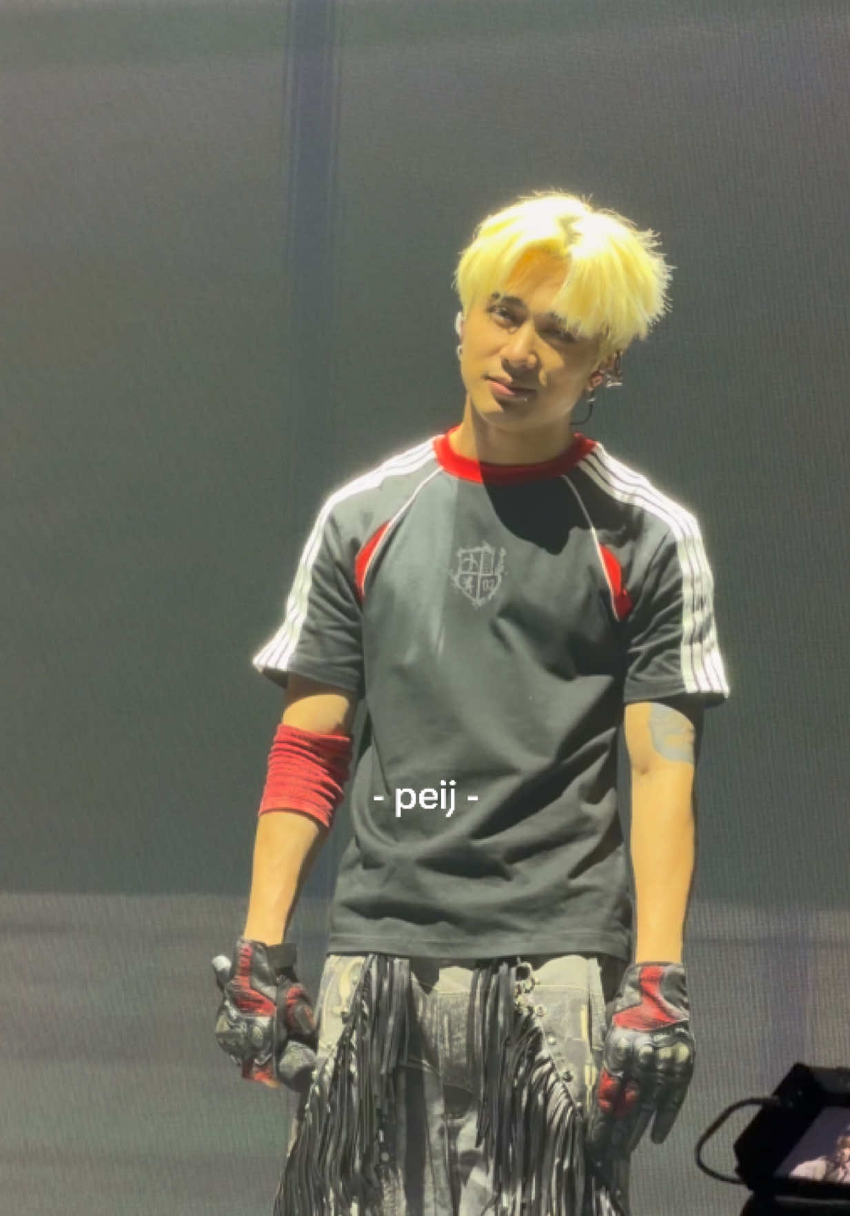@Peij