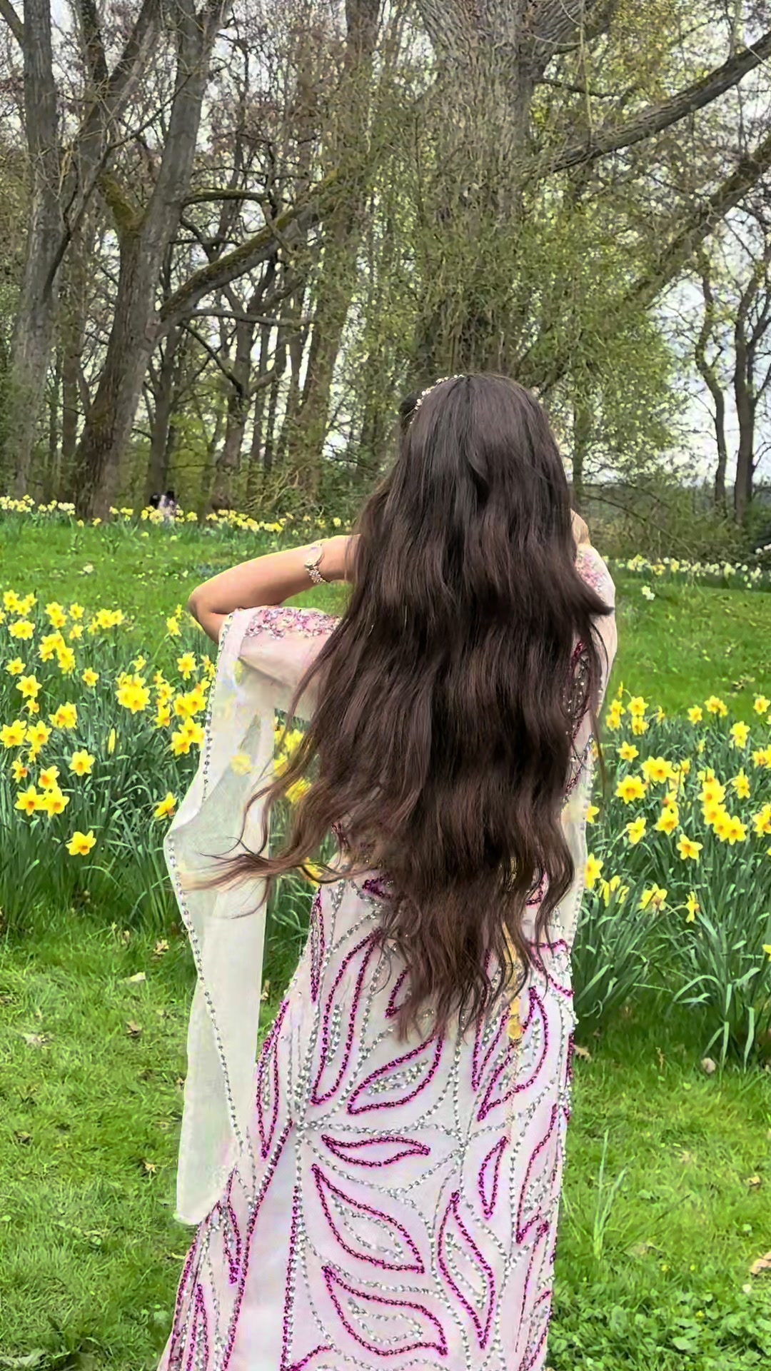 @Kurdish Girl 🌤️