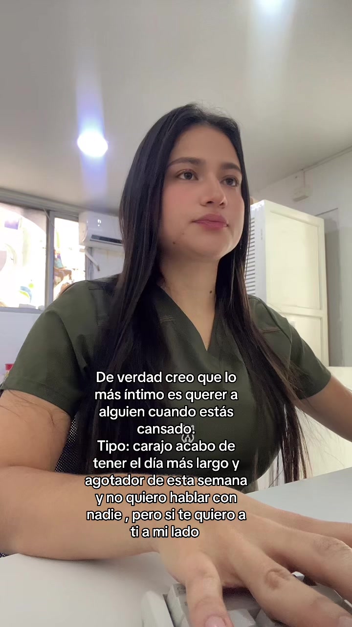 @Karolliceth