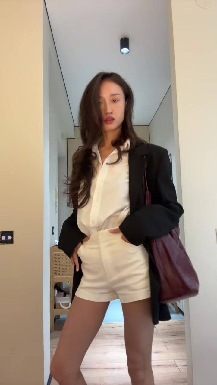@жужу 朱莉