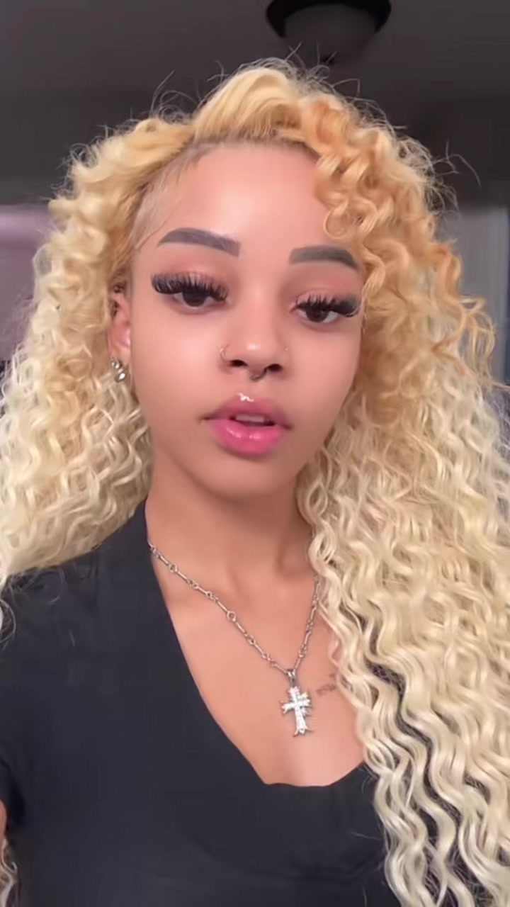 @𝗢𝗹𝗹𝗲𝘆 𝗰𝗵𝗶𝗹𝗱 🦋