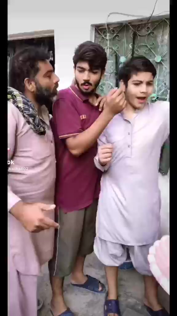 @cute bacha