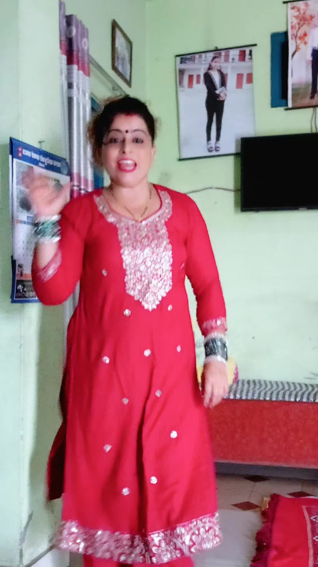 @its- me- juna(स्याङ्जालि चेली)