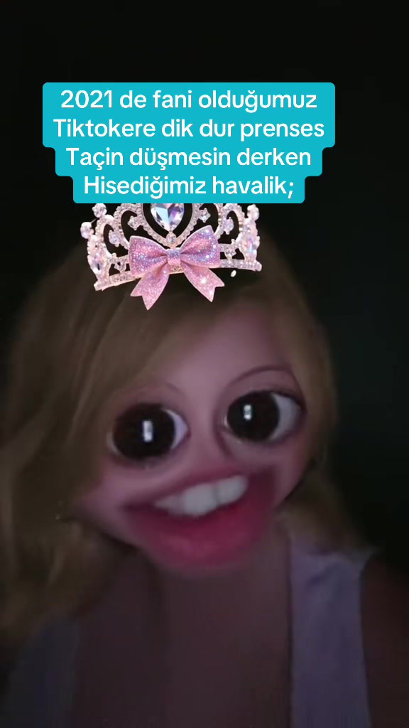 @👻