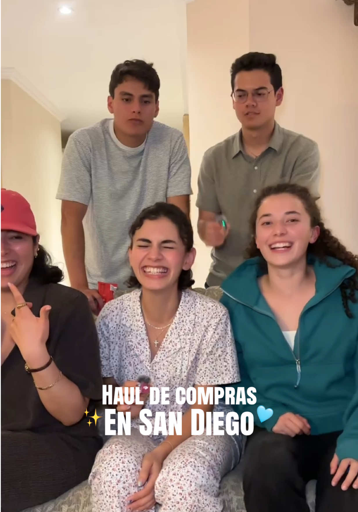 @Hana Chavarría