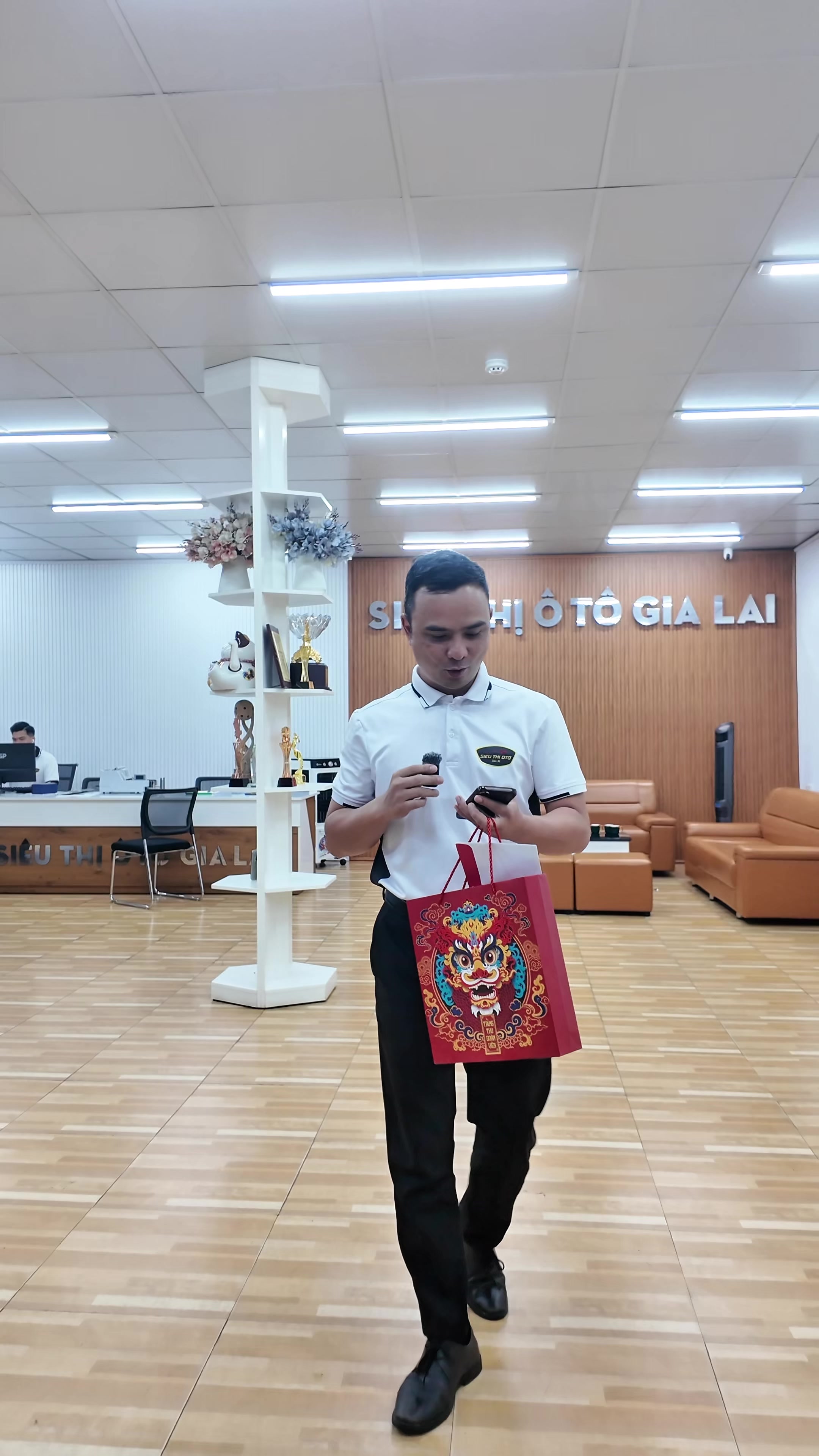 @CƯỜNG SIÊU THỊ ÔTÔ GIALAI