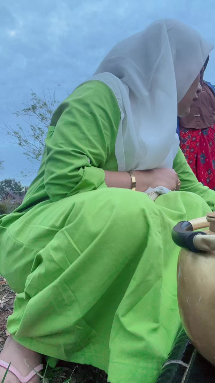 @Nona Manis Lubis
