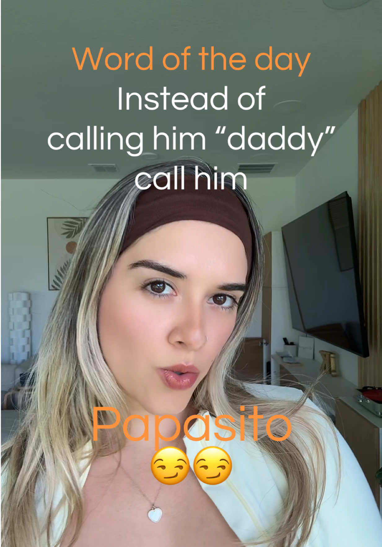 @kerrrenmora