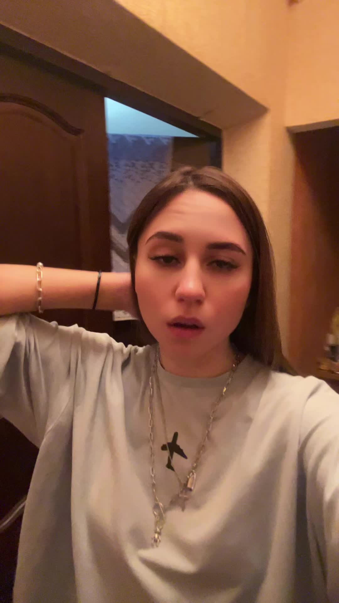 @Vika