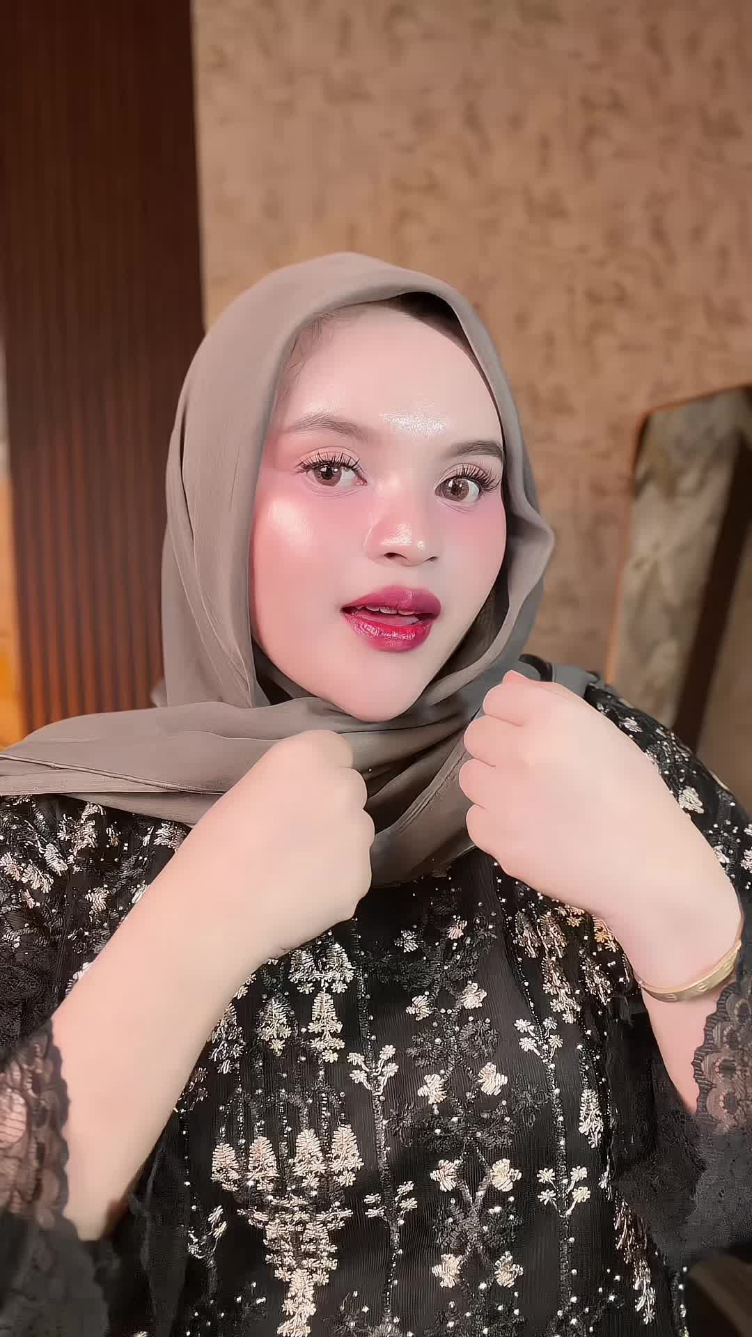 @Ara
