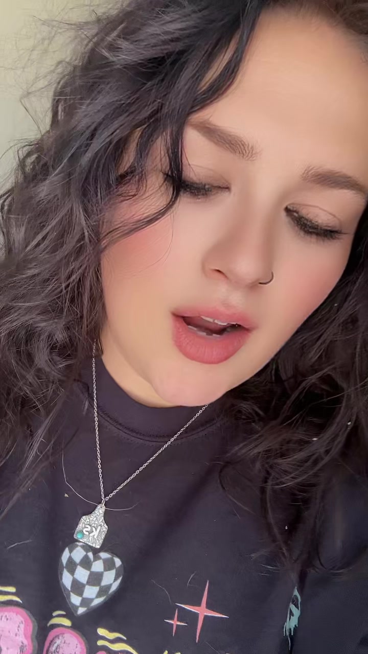 @Khaleesi 💋⚡️