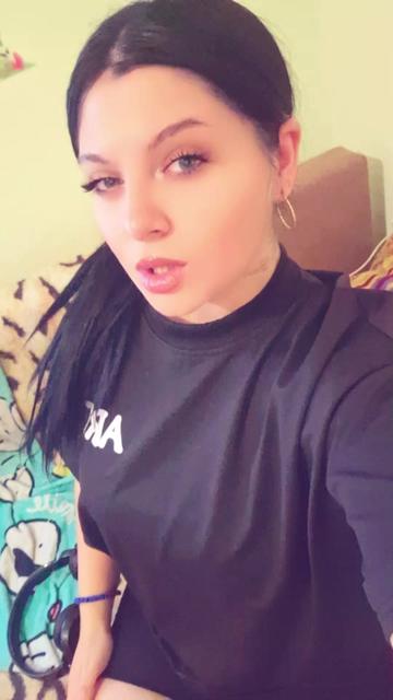 @comily👸🏻