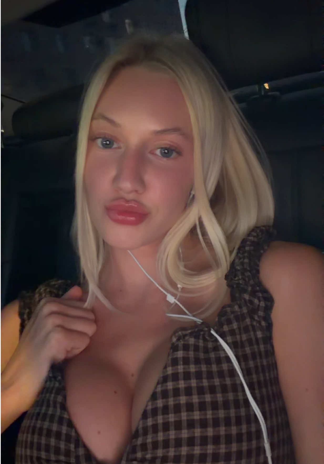 @Daria Shlyapnikova