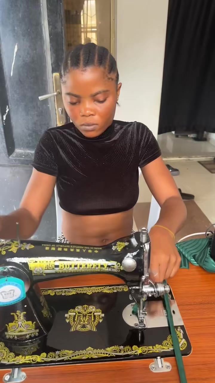 @Genz Tailor in ikenne🛍️✂️🧵
