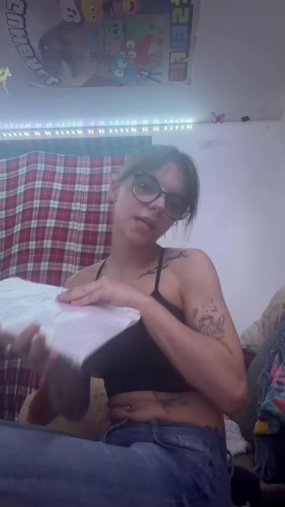 @_shaniatok_
