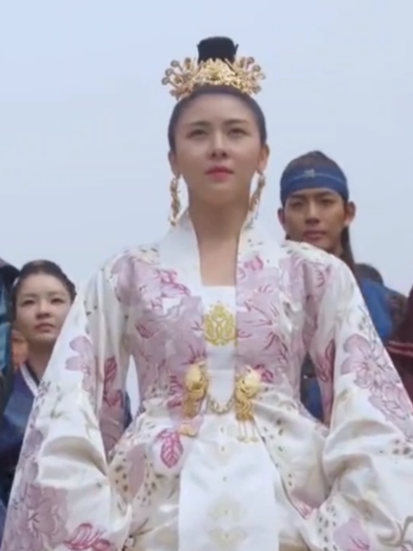 @Ha Jiwon Focus